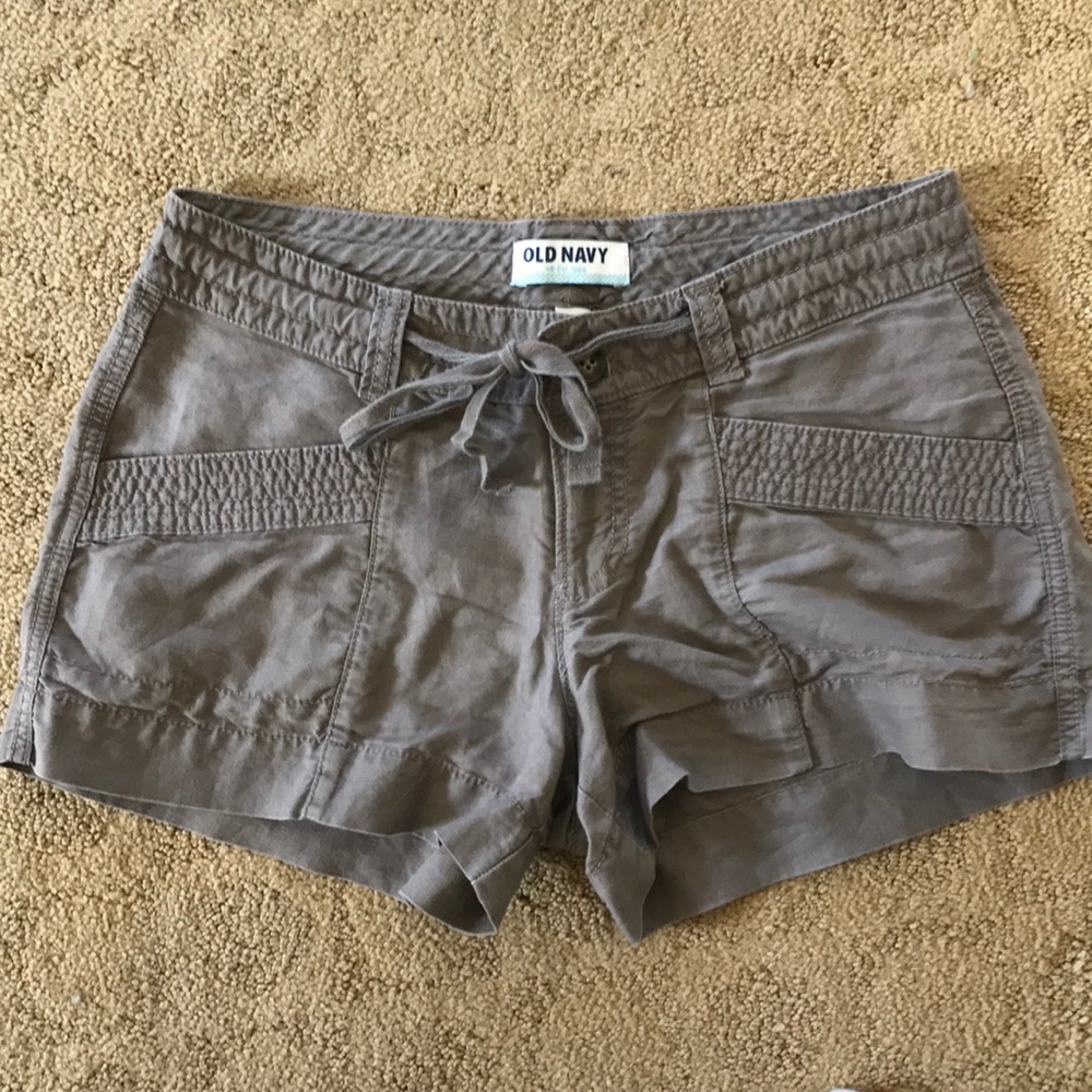 Brown old navy shorts